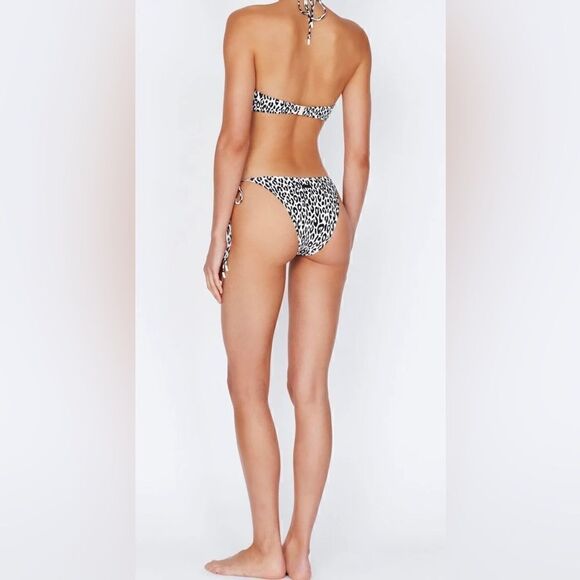 TRIANGL - ASTER POWDER IN BLACK AND WHITE + BAG NEW WITH TAGS - Picture 3 of 5